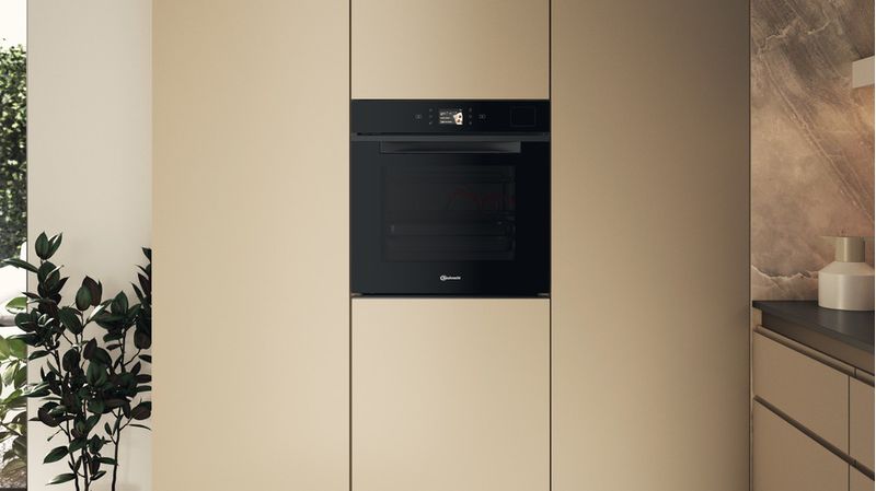 Bauknecht-Einbauherd-Backofen-Einbaugerat-BBI11P8FHT2SK-Elektrisch-A---Lifestyle-frontal