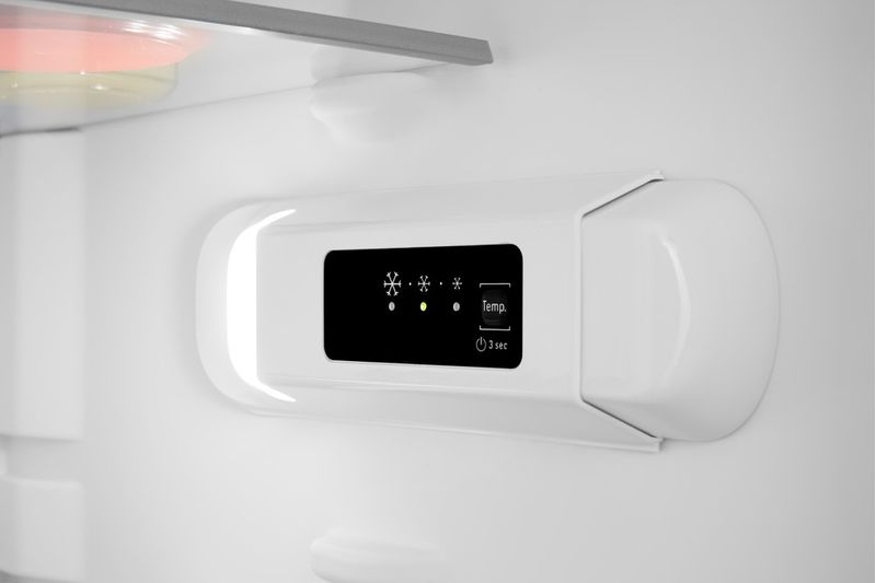 Bauknecht-Kuhl----Gefrierkombination-Einbaugerat-KDI-12S2-Weiss-2-doors-Lifestyle-control-panel