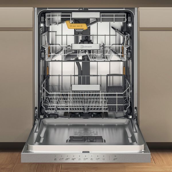 Bauknecht-Dishwasher-Einbaugerat-BKSV1-PAM-Teilintegriert-A-Frontal-open