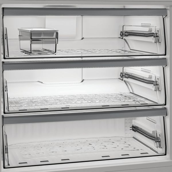Bauknecht-Kuhl----Gefrierkombination-Standgerat-KGDNF-83XLC-IN-New-Silver-–-ARC-1035-2-doors-Drawer