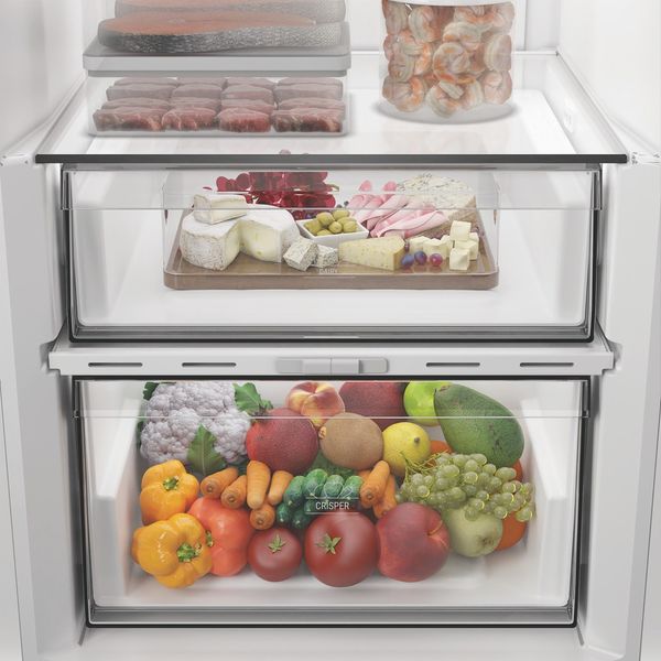 Bauknecht-Kuhlen-Standgerat-KR-186GD-W-White---ARC-P1-Lifestyle-detail